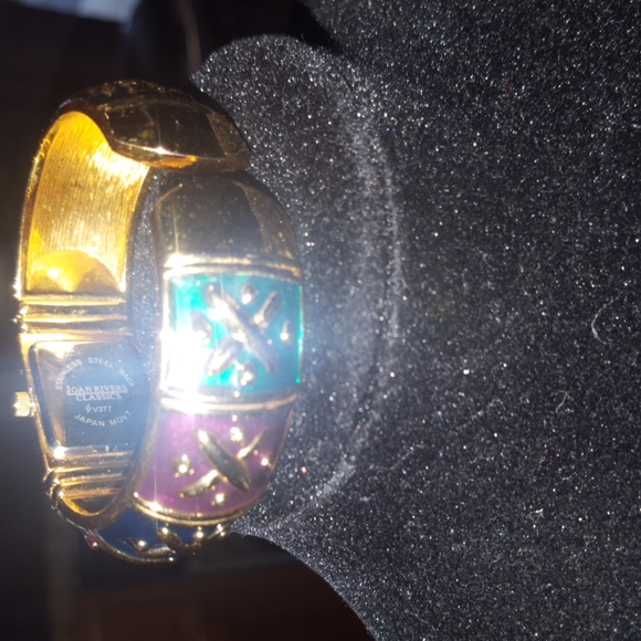 Joan Rivers Cuff Watch, EUC - Picture 7 of 7